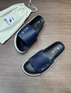 Loro Piana Brand New Men's Original Leather Sandals Classic Soles