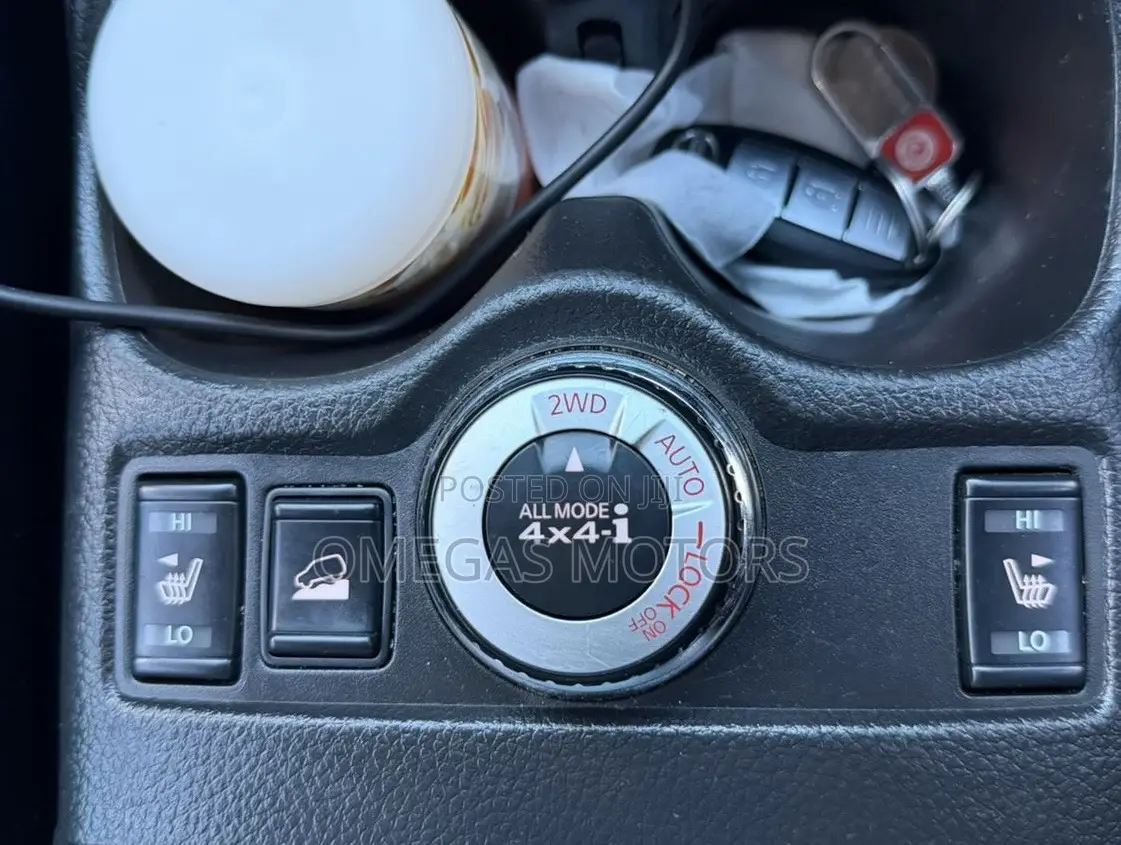 Nissan X-Trail 2.0 Petrol FWD 2014 Black