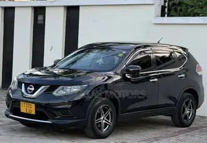 Nissan X-Trail 2.0 Petrol FWD 2014 Black