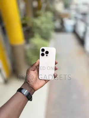 Apple iPhone 16 Pro 256 GB Gold