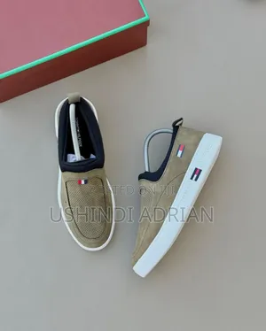 Viatu Vya Tommy Hilfiger