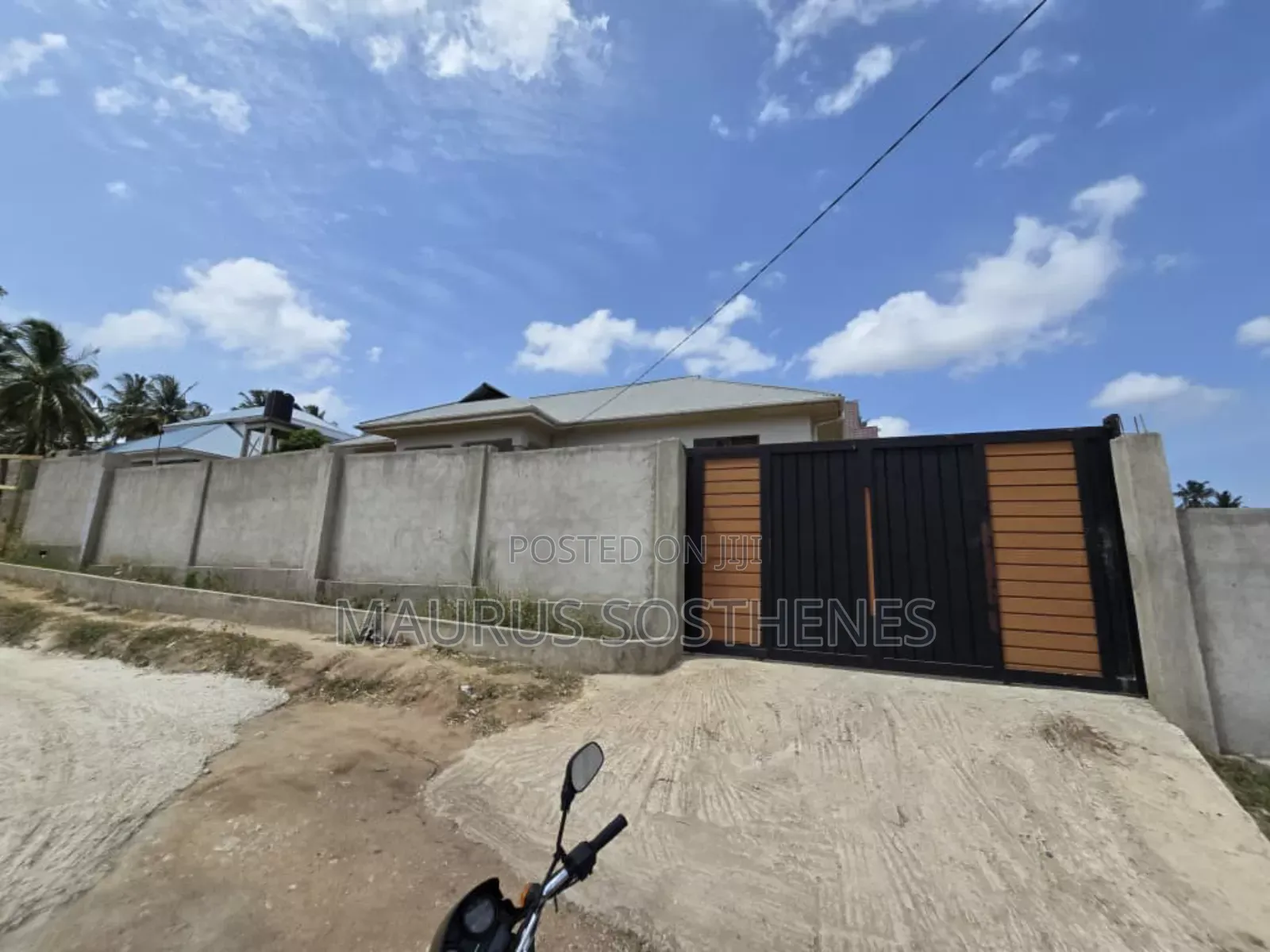 3bdrm House in Goba for sale