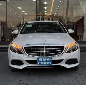 Mercedes-Benz C200 2015 Pearl