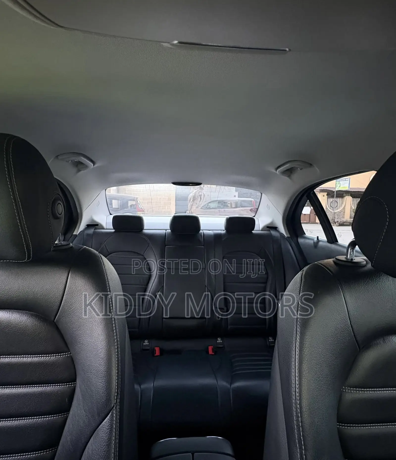 Mercedes-Benz C200 2015 Pearl