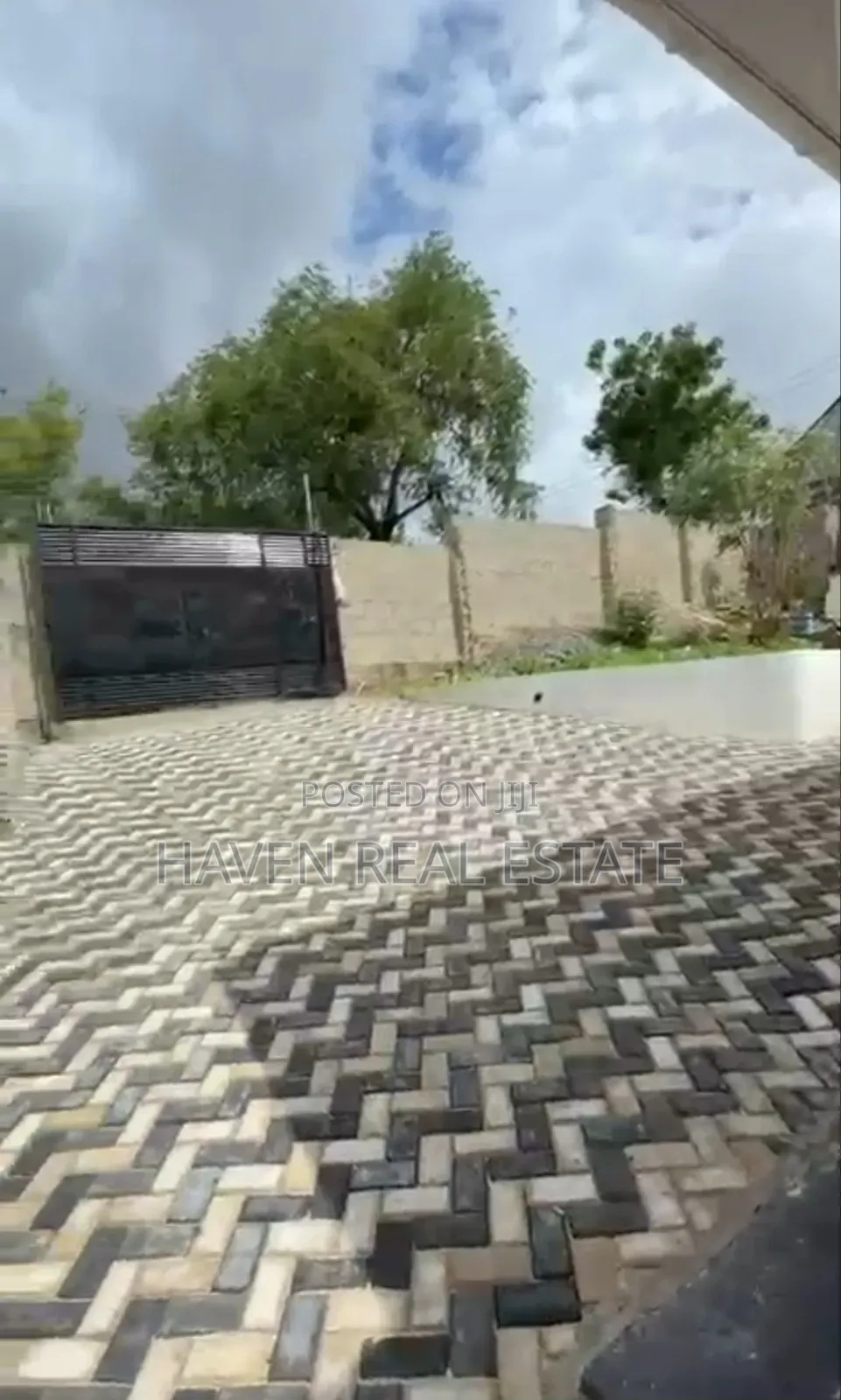 3bdrm House in Mbezi for sale