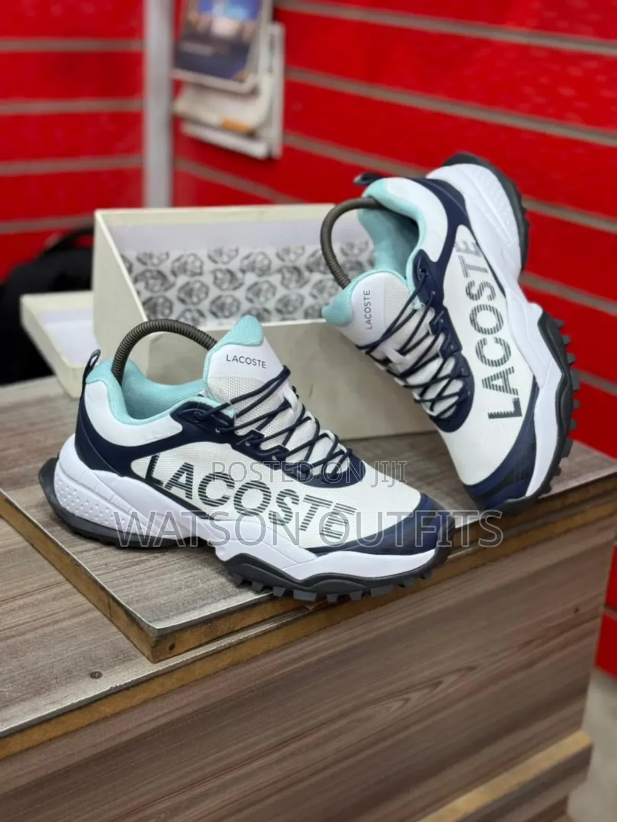 Lacoste Classic Branded Men's Leather Sneakers Hotly Coloured