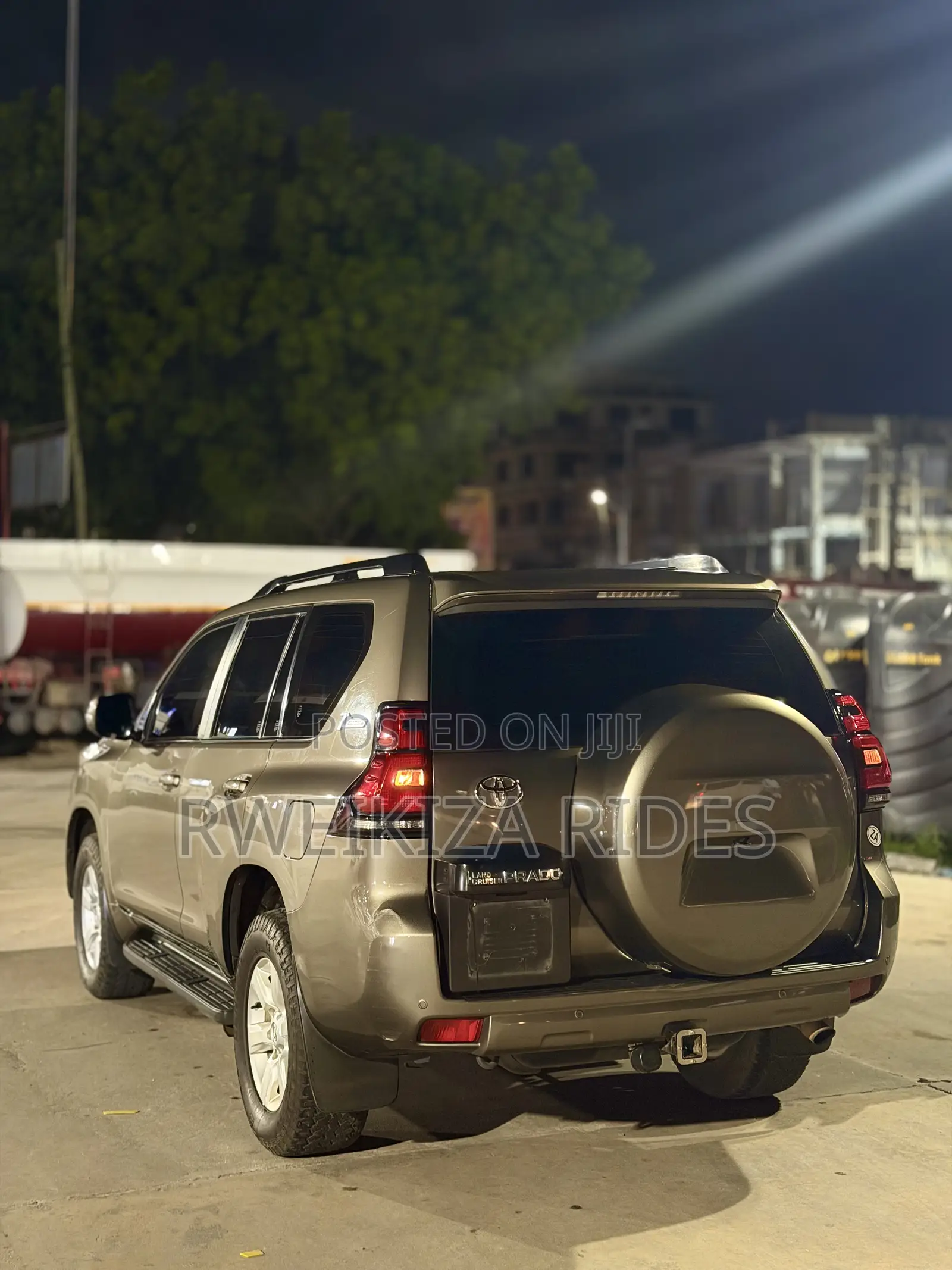 Toyota Land Cruiser Prado 2015 Gray