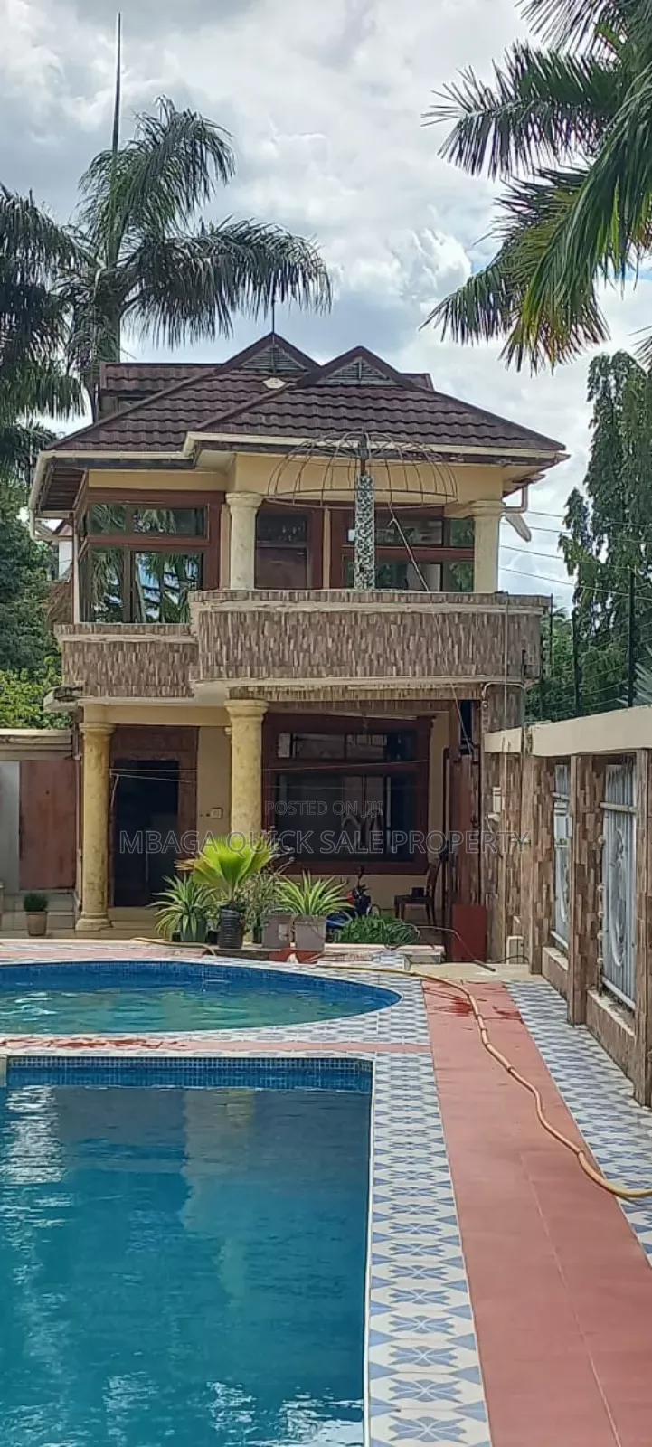 7bdrm House in Mikocheni for sale