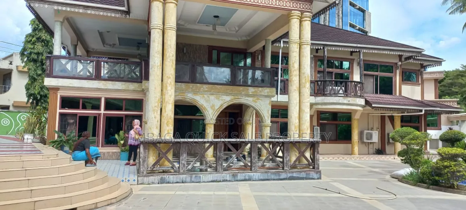 7bdrm House in Mikocheni for sale