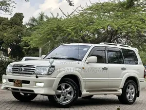 Toyota Land Cruiser 2000 Pearl