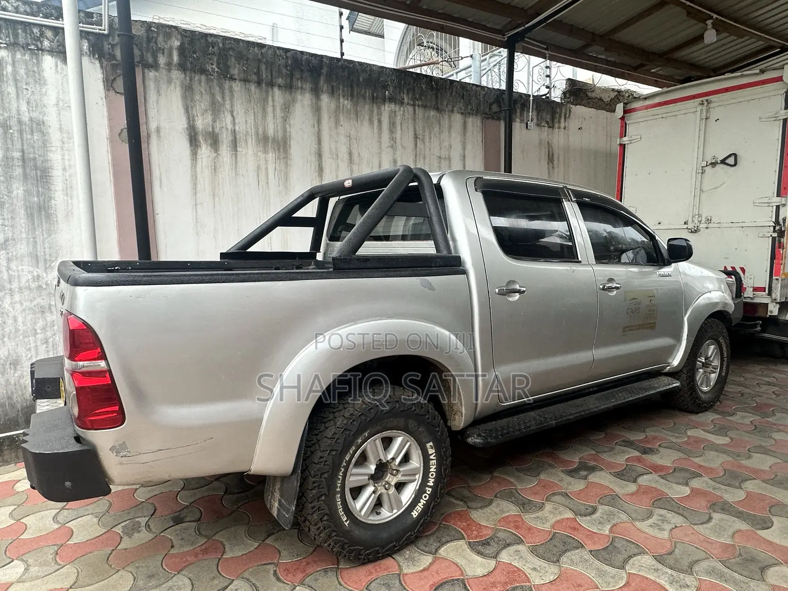 Toyota Hilux 3.0 D-4D 4x4 2014 Silver