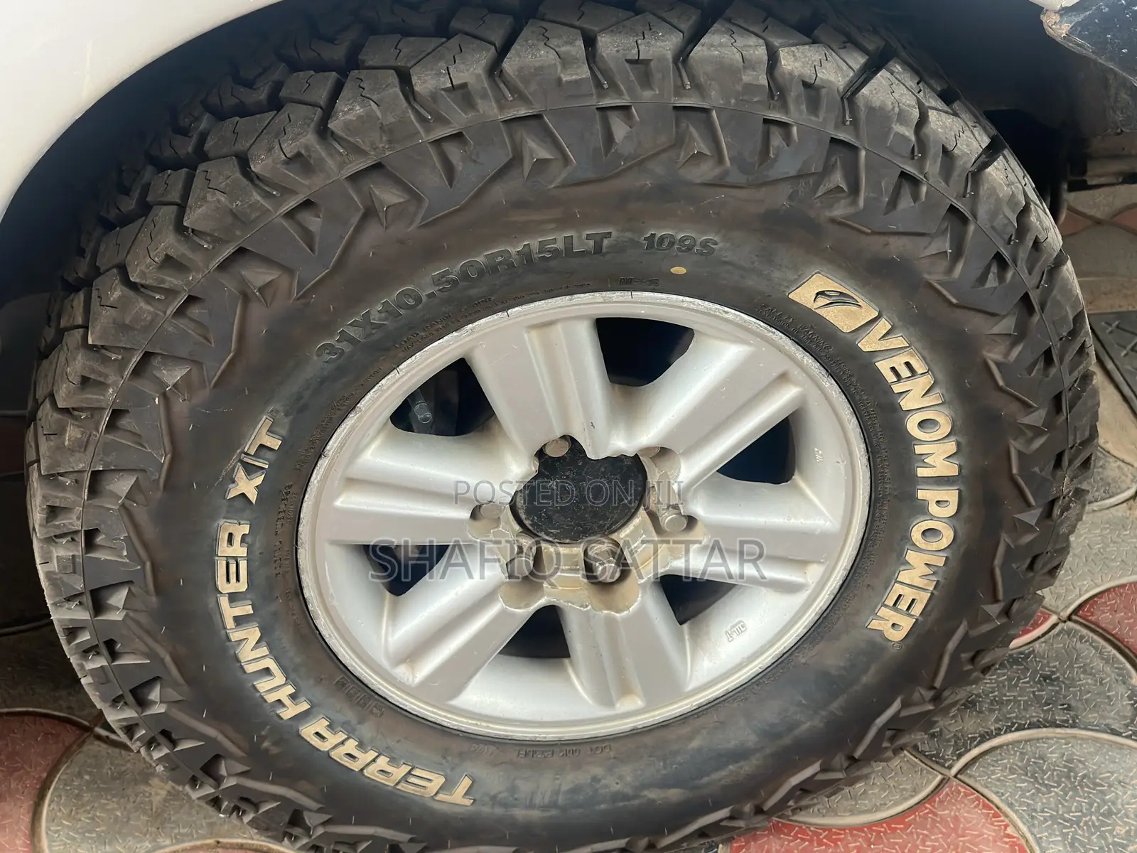 Toyota Hilux 3.0 D-4D 4x4 2014 Silver