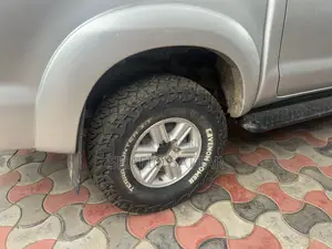 Toyota Hilux 3.0 D-4D 4x4 2014 Silver