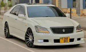 Toyota Crown 2007 White