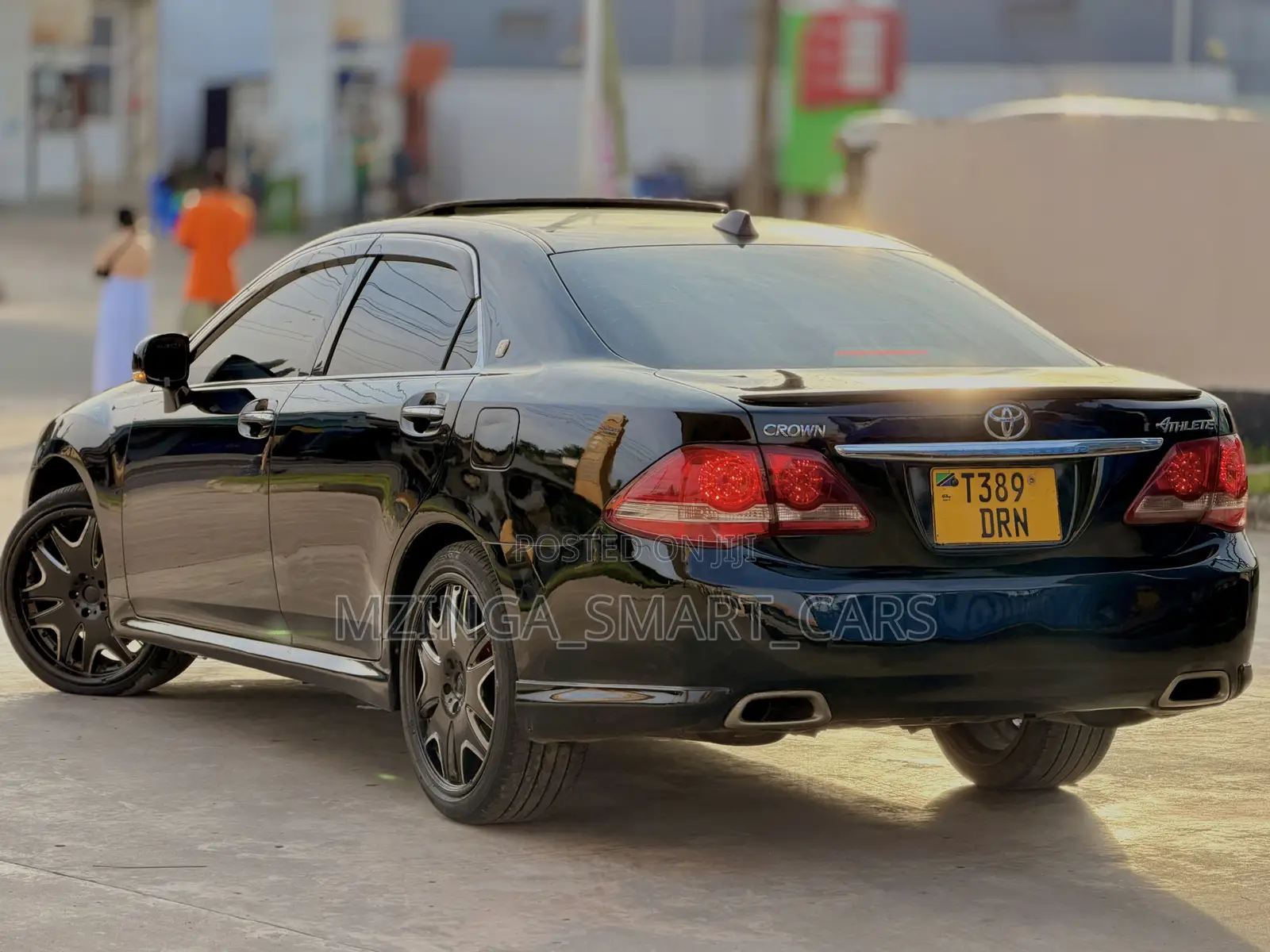 Toyota Crown 2010 Black
