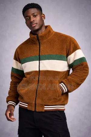  Cozy King–Warm Fleece Jacket / Hoodie