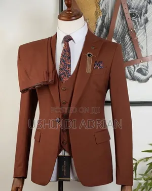 ‎Suti Ya Mwanaume Wa Kiwango Cha Juu–High Level Suit