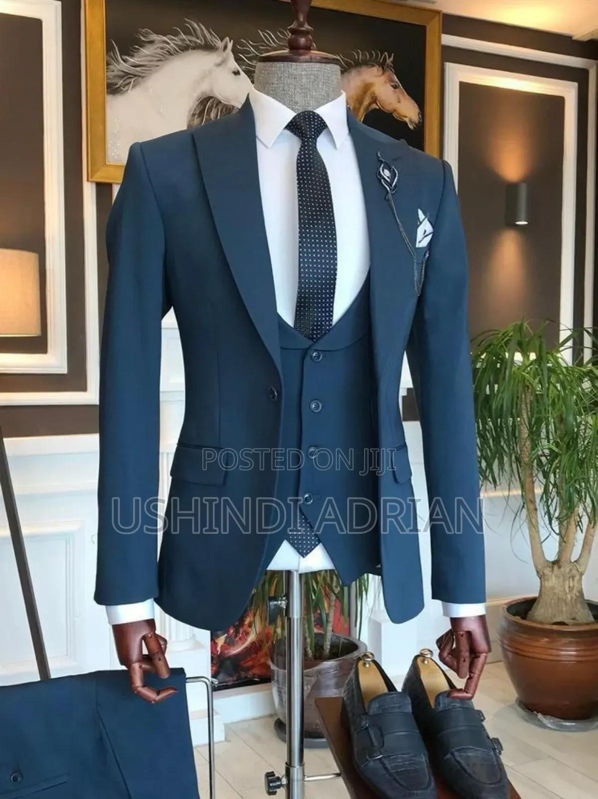‎Suti Ya Mwanaume Wa Kiwango Cha Juu–High Level Suit