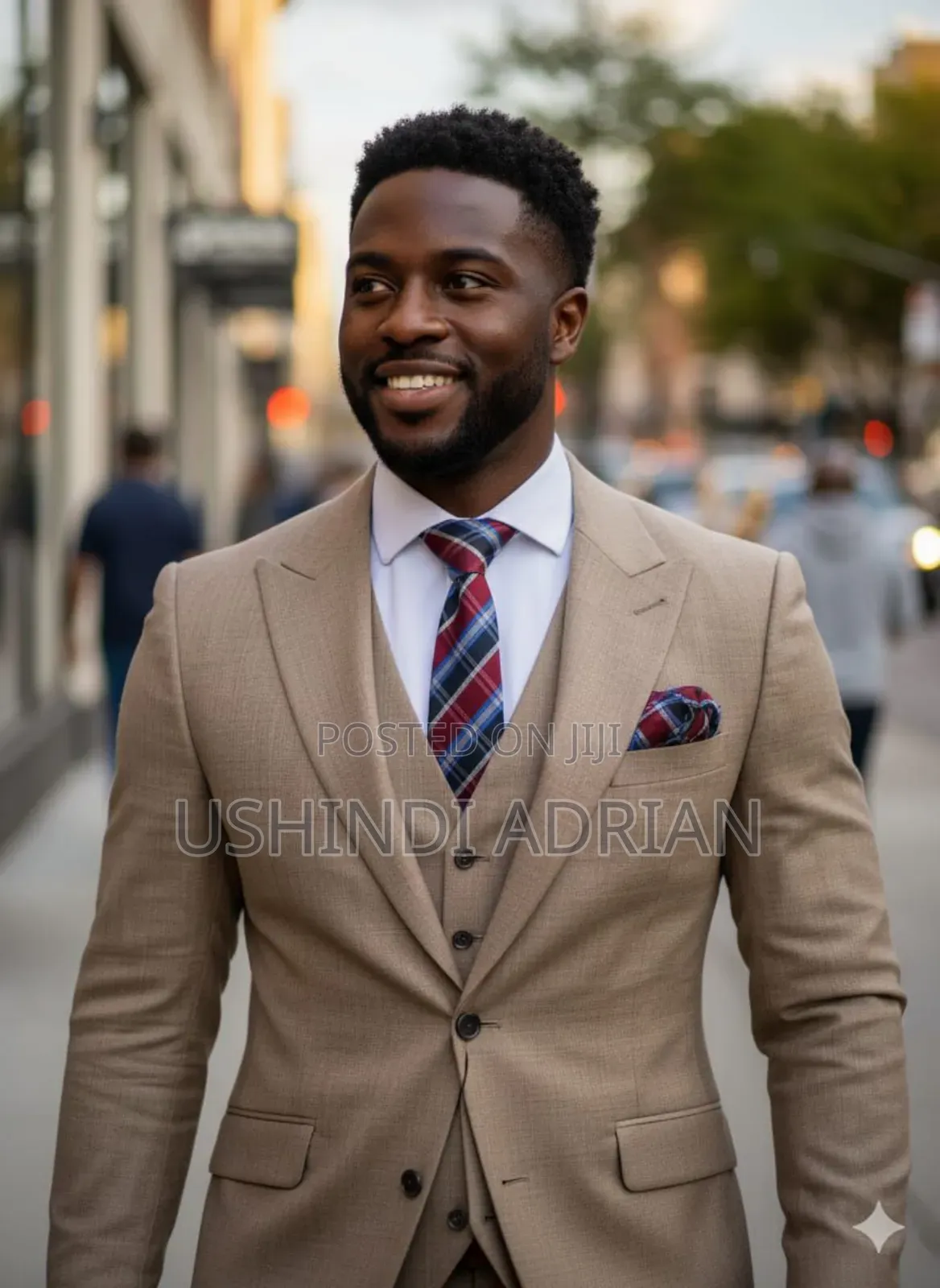 ‎Suti Ya Mwanaume Wa Kiwango Cha Juu–High Level Suit