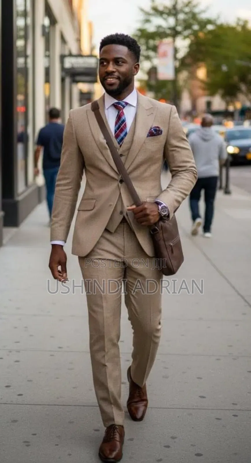 ‎Suti Ya Mwanaume Wa Kiwango Cha Juu–High Level Suit
