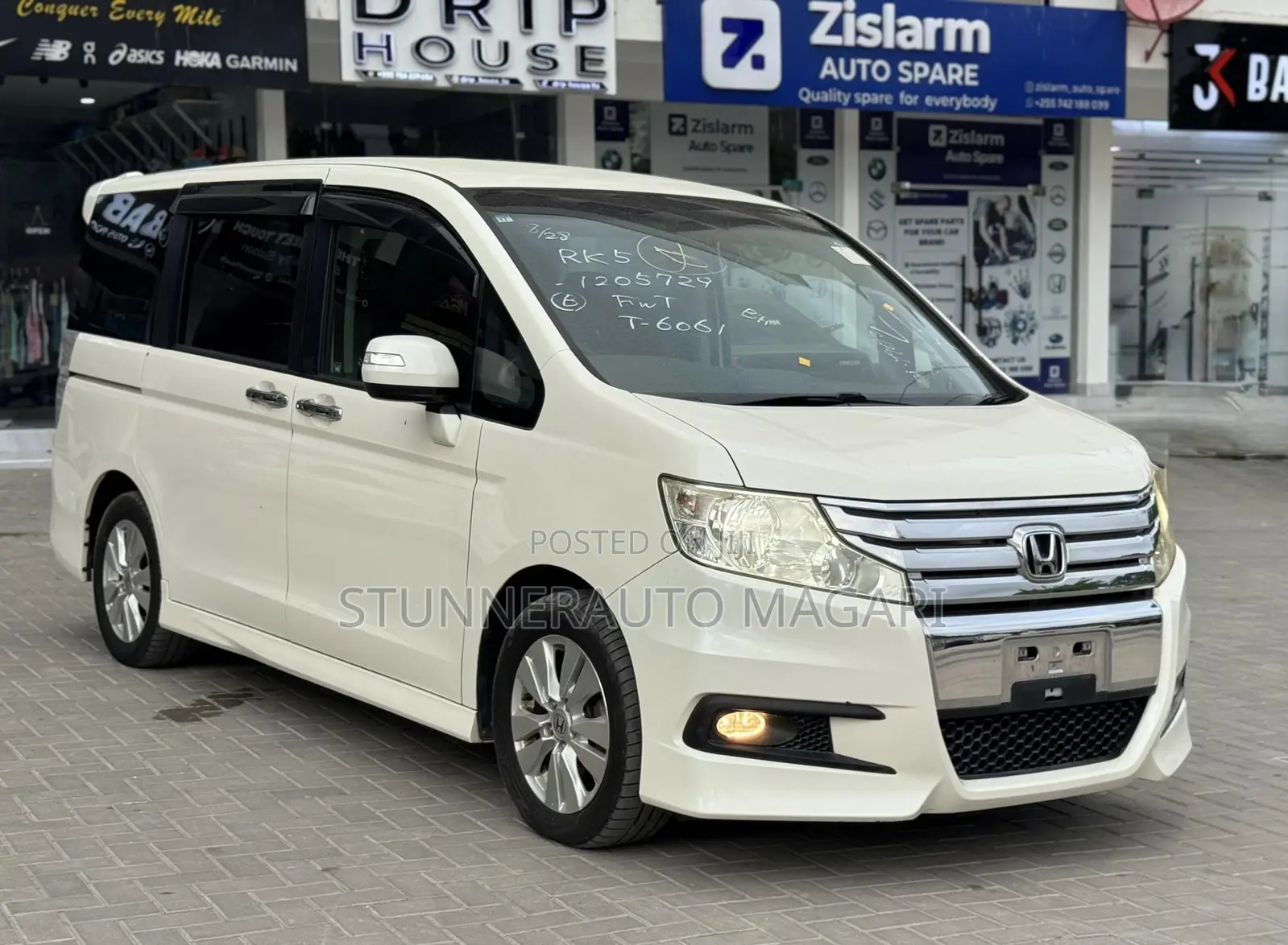 Honda Stepwgn 2014 Pearl