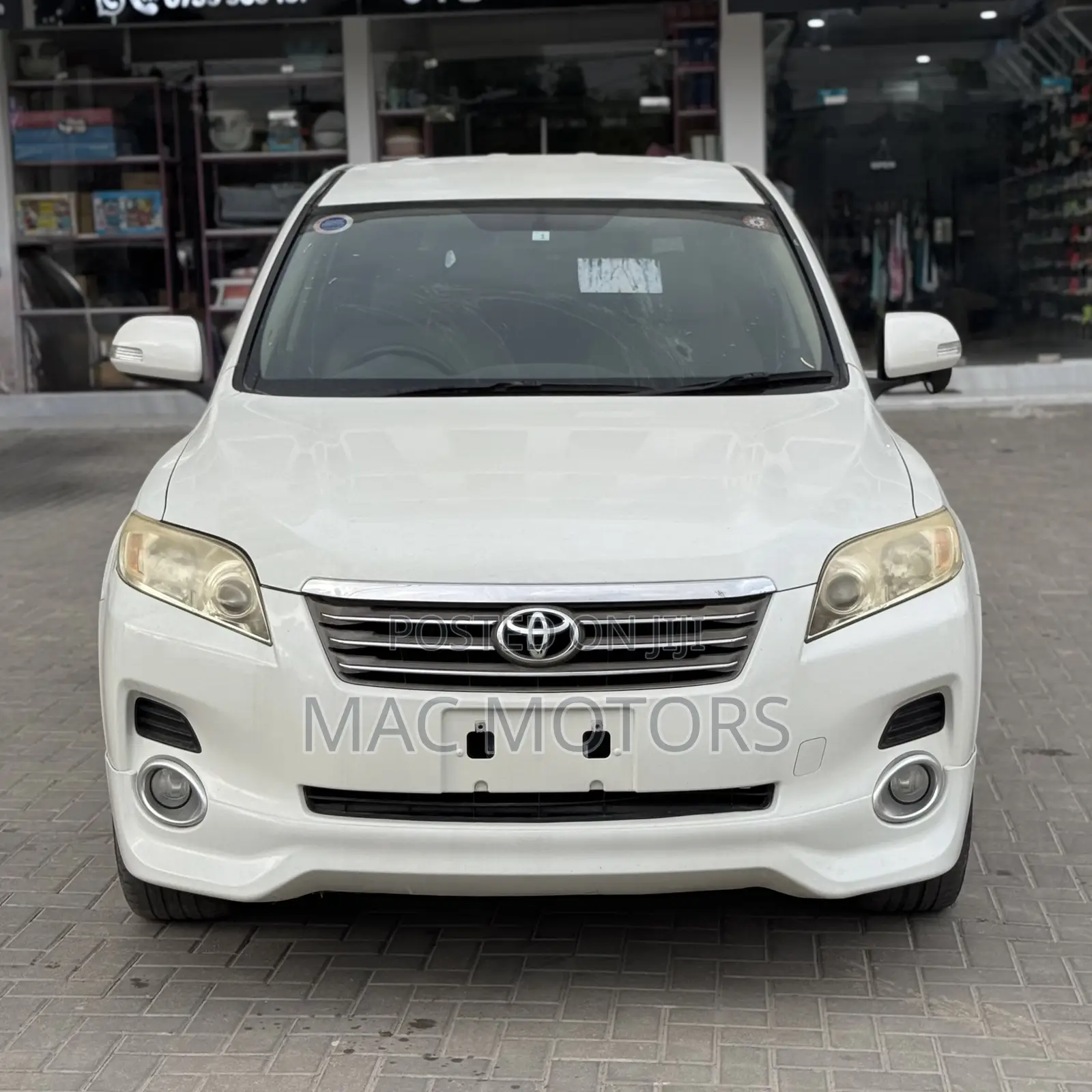 Toyota Vanguard 2009 White