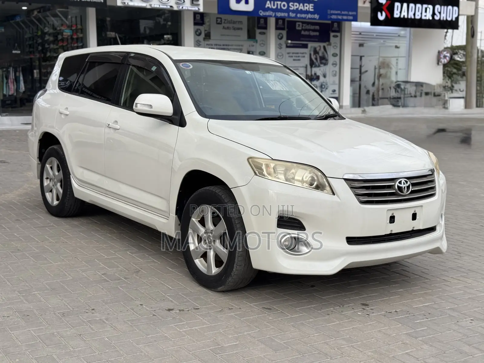 Toyota Vanguard 2009 White