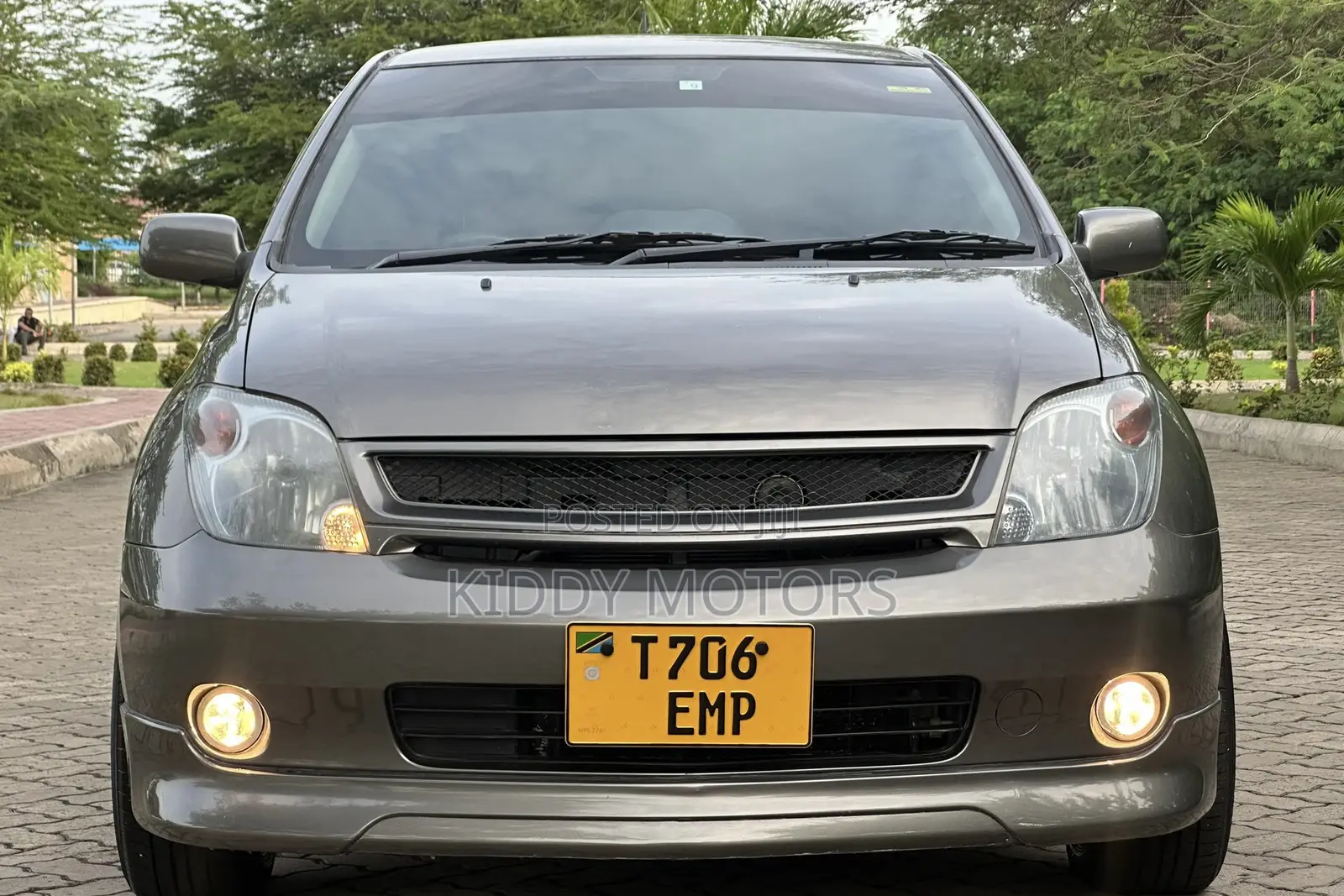 Toyota IST 2006 Gray