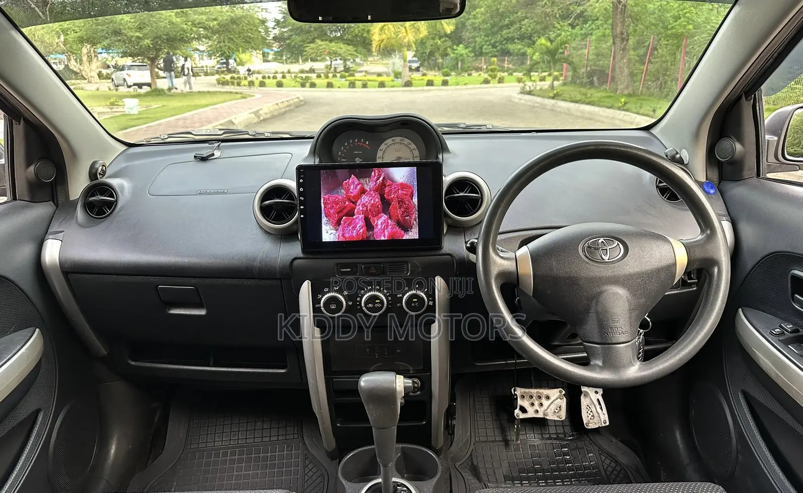 Toyota IST 2006 Gray