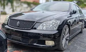 Toyota Crown 2006 Black