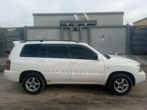 Toyota Kluger 2005 White