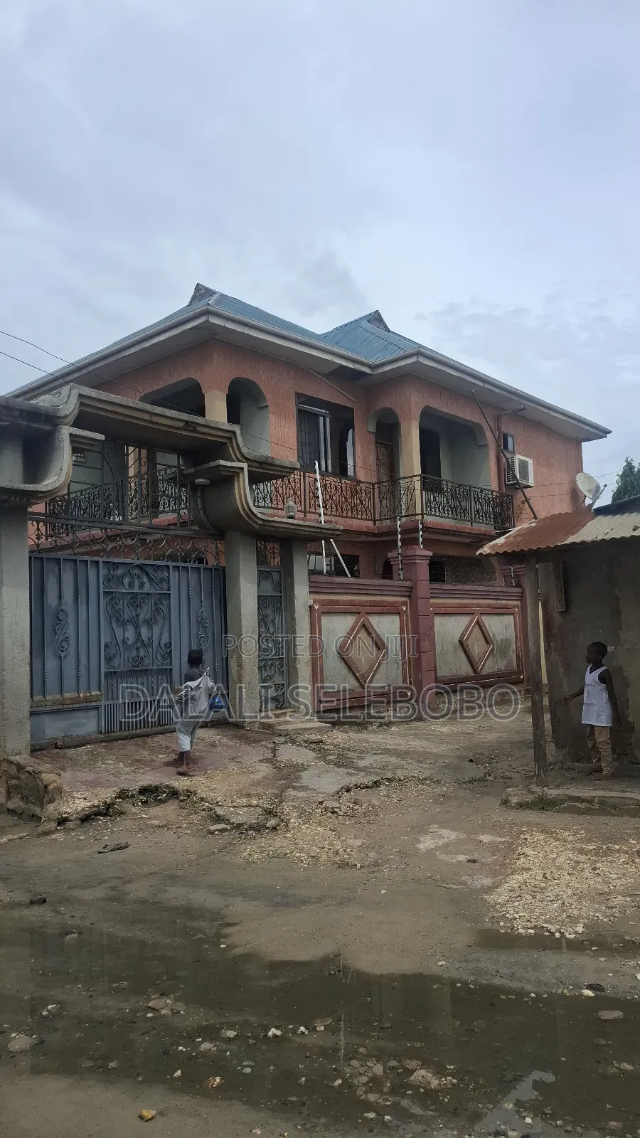 Mini Flat in Mabibo Makutano for sale