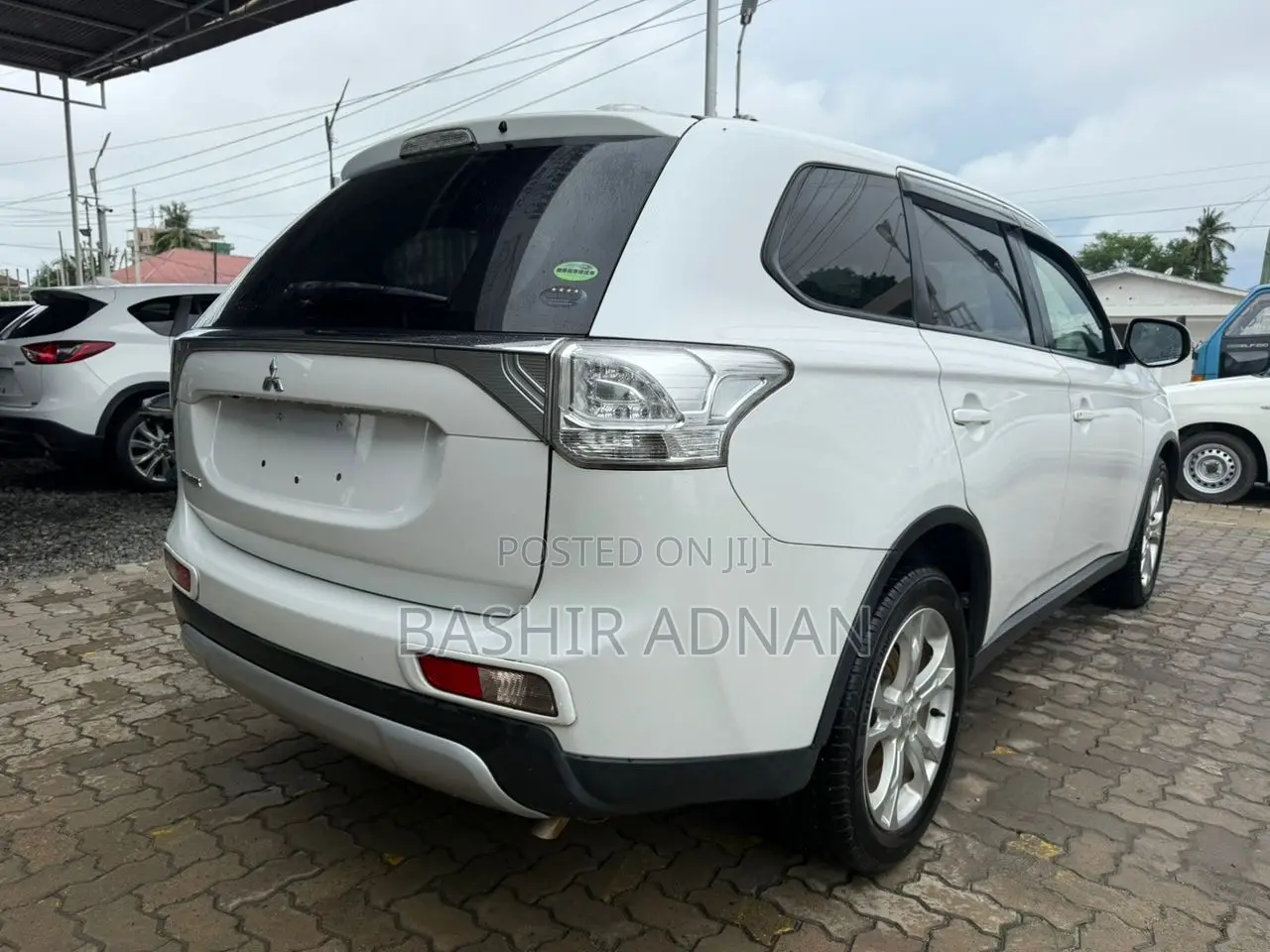 Mitsubishi Outlander 2015 White