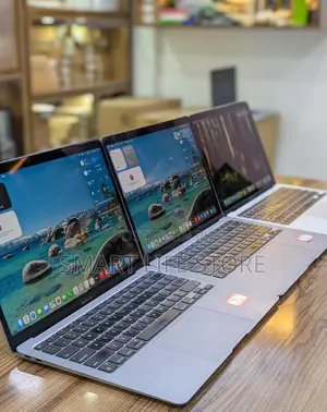 New Laptop Apple MacBook Air 2020 M1 8GB Apple M1 SSD 256GB