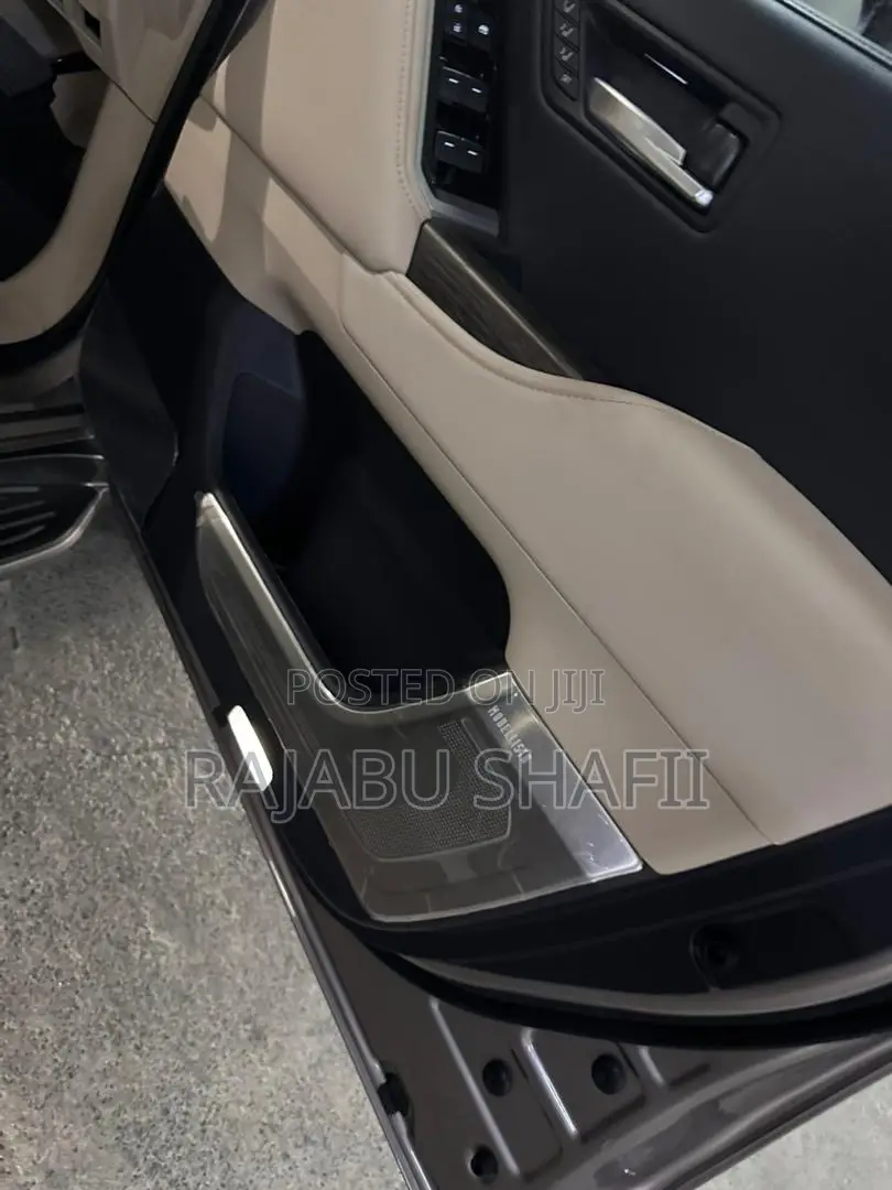 New Toyota Land Cruiser 2025 Silver