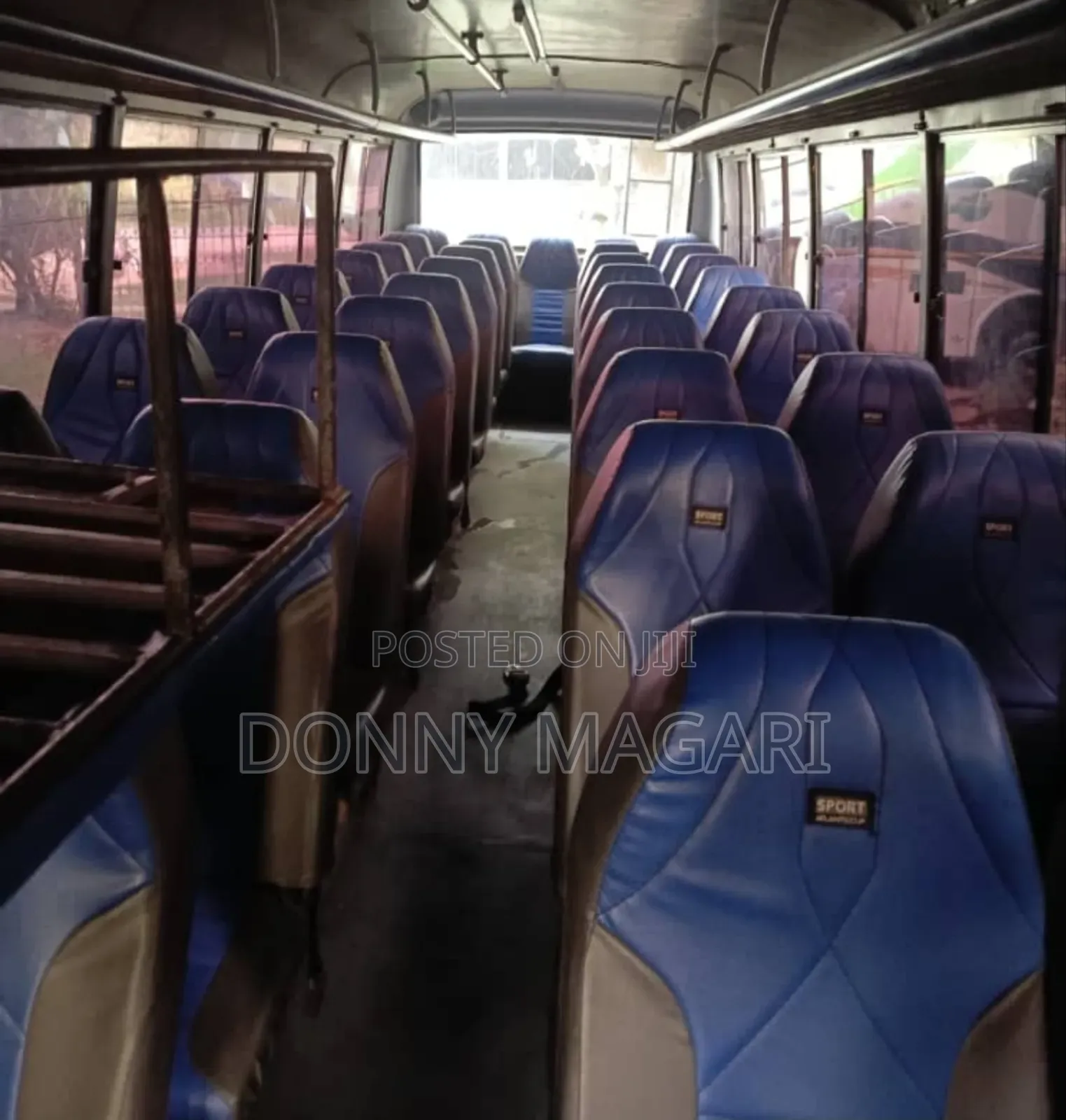 Tata Starbus Ultra Skool 2004 Silver