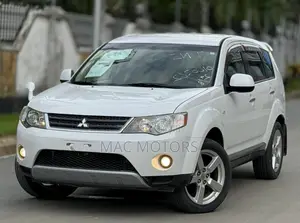 Mitsubishi Outlander 2008 White