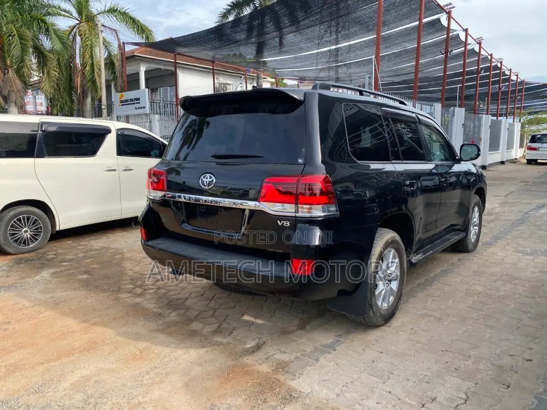 Toyota Land Cruiser 2020 Black