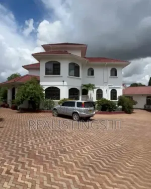 5bdrm Mansion in Realistings, Kunduchi for sale