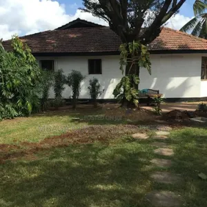 3bdrm House in Msasani Village for rent