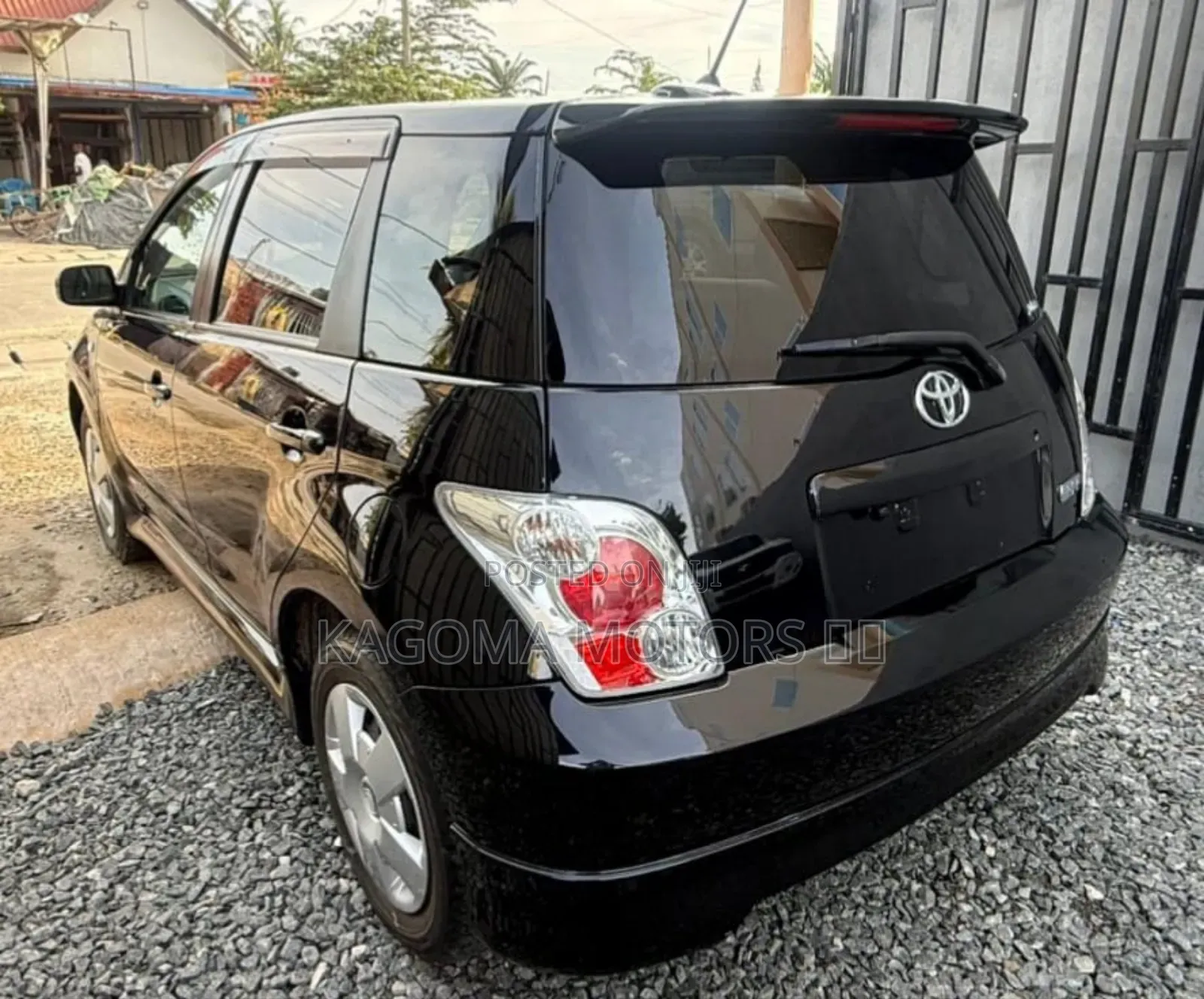 Toyota IST 2004 Black