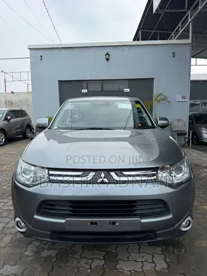 Mitsubishi Outlander 2013 Gray