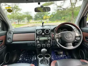Mazda Verisa 2006 White