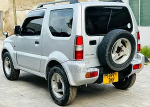 Suzuki Jimny 2000 Silver