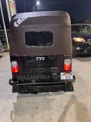 Bajaj Avenger 200 2025 Black
