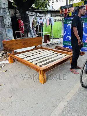 Mbao Ngumu Kabisa Kitanda Bora