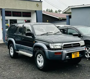 Toyota Hilux Surf 2005 Black