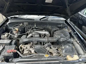 Toyota Hilux Surf 2005 Black