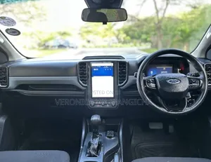 Ford Ranger Wildtrak 2024 Gray