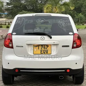 Mazda Verisa 2006 White